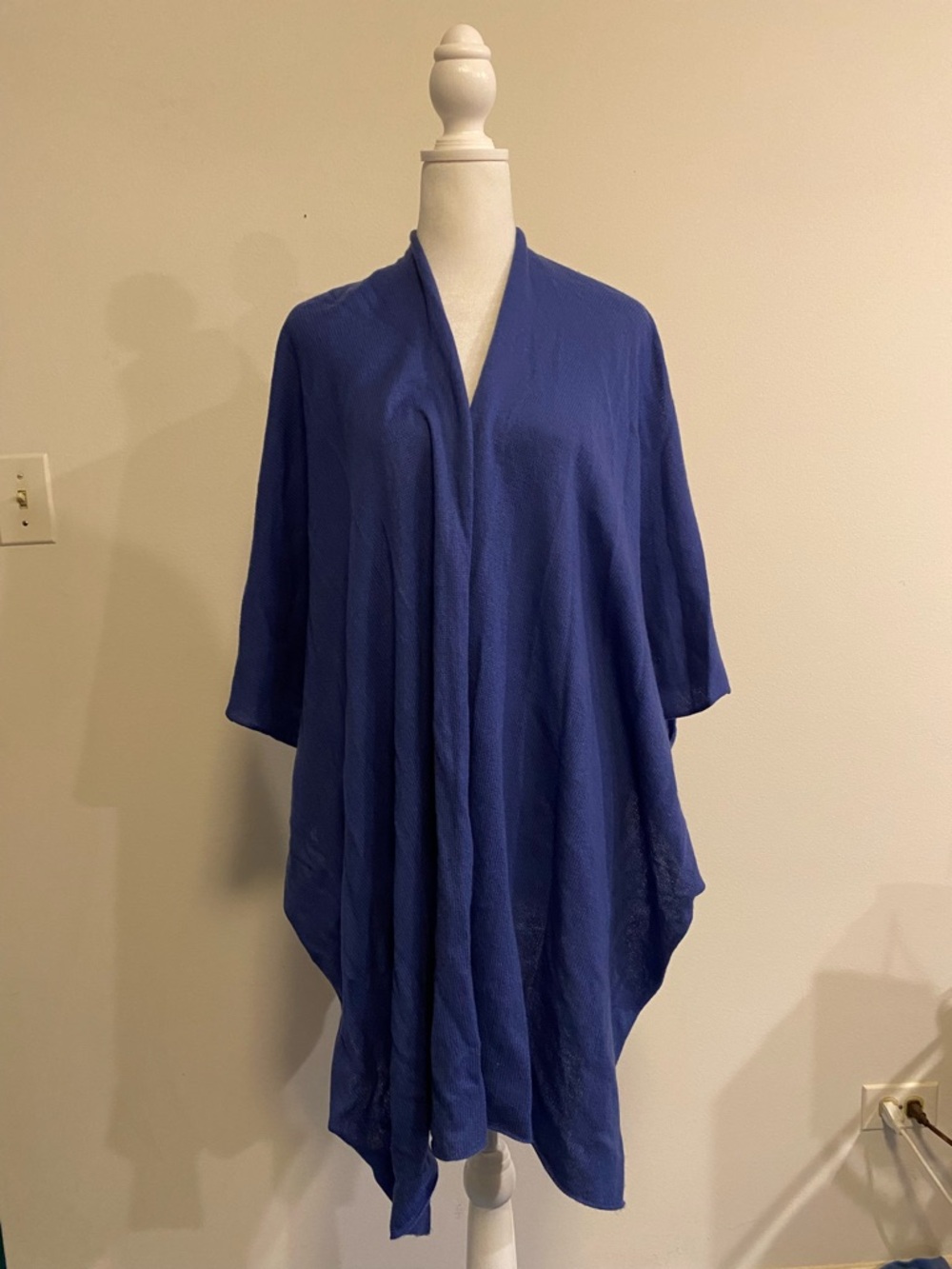 Beryll Blue Cashmere Women’s Poncho/Wrap  OS